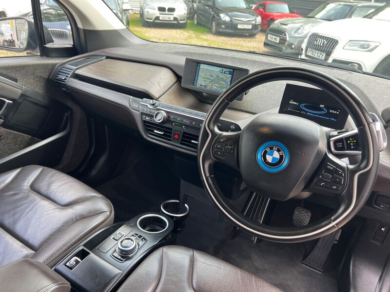 BMW I3