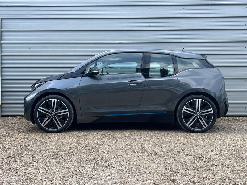 BMW I3