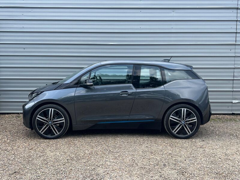 BMW I3