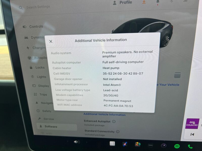 TESLA MODEL 3
