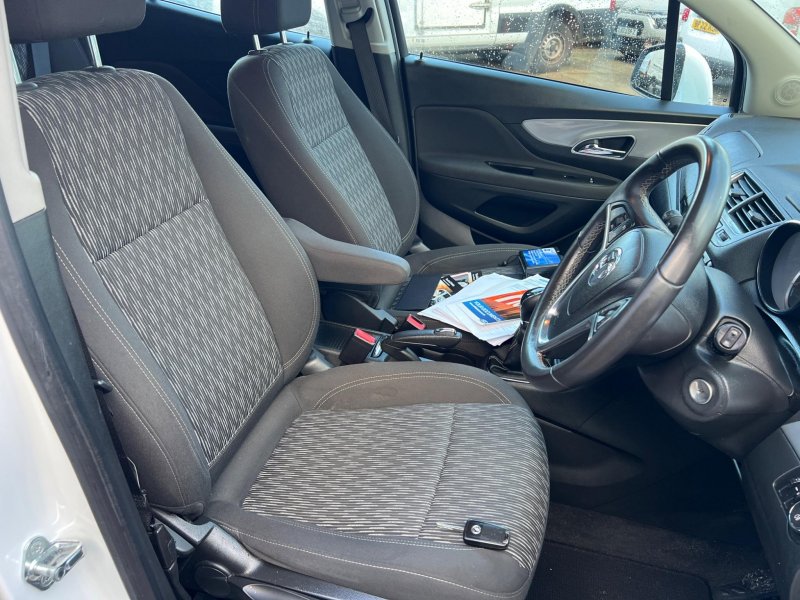 VAUXHALL MOKKA
