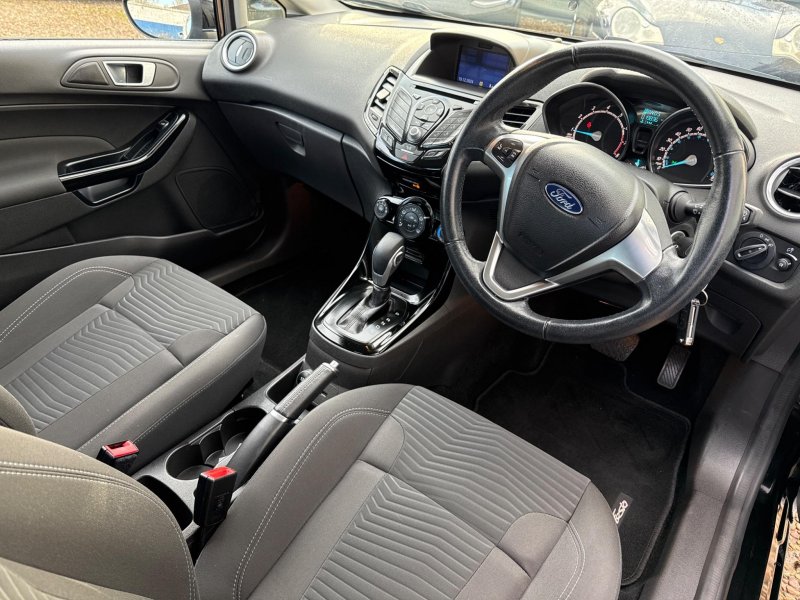 FORD FIESTA