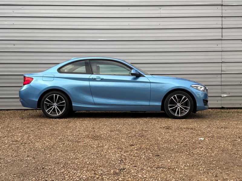 BMW 2 SERIES