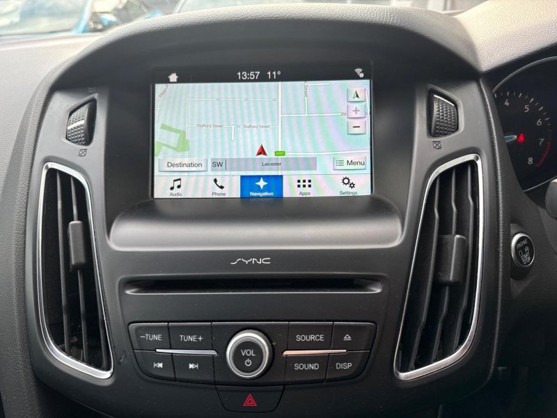 FORD FOCUS