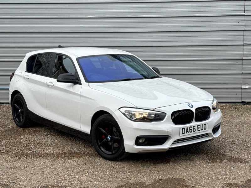BMW 1 SERIES