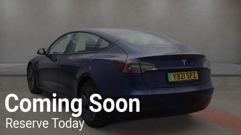 TESLA MODEL 3