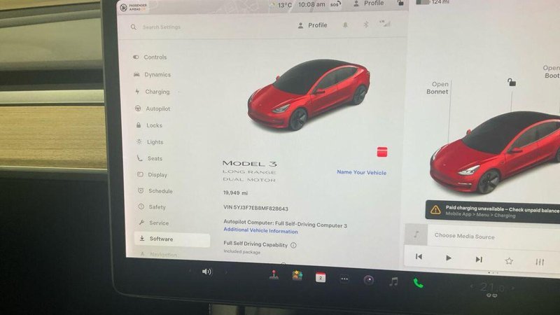 TESLA MODEL 3